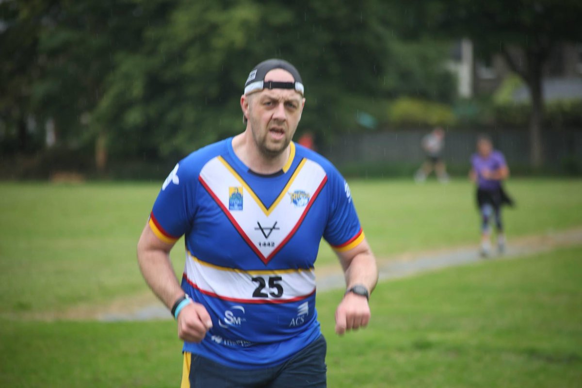 tombell1987's tweet photo. 📸📸 Bit of a wet one, but I did enjoy it - honest 😉😉

#running #runners #community #friends #parkrun #bramley #rain #hills #mind #body #health #mygoto #loveit 

@parkrun @parkrunUK @Bramleyparkrun https://t.co/6pQMMNkxZT