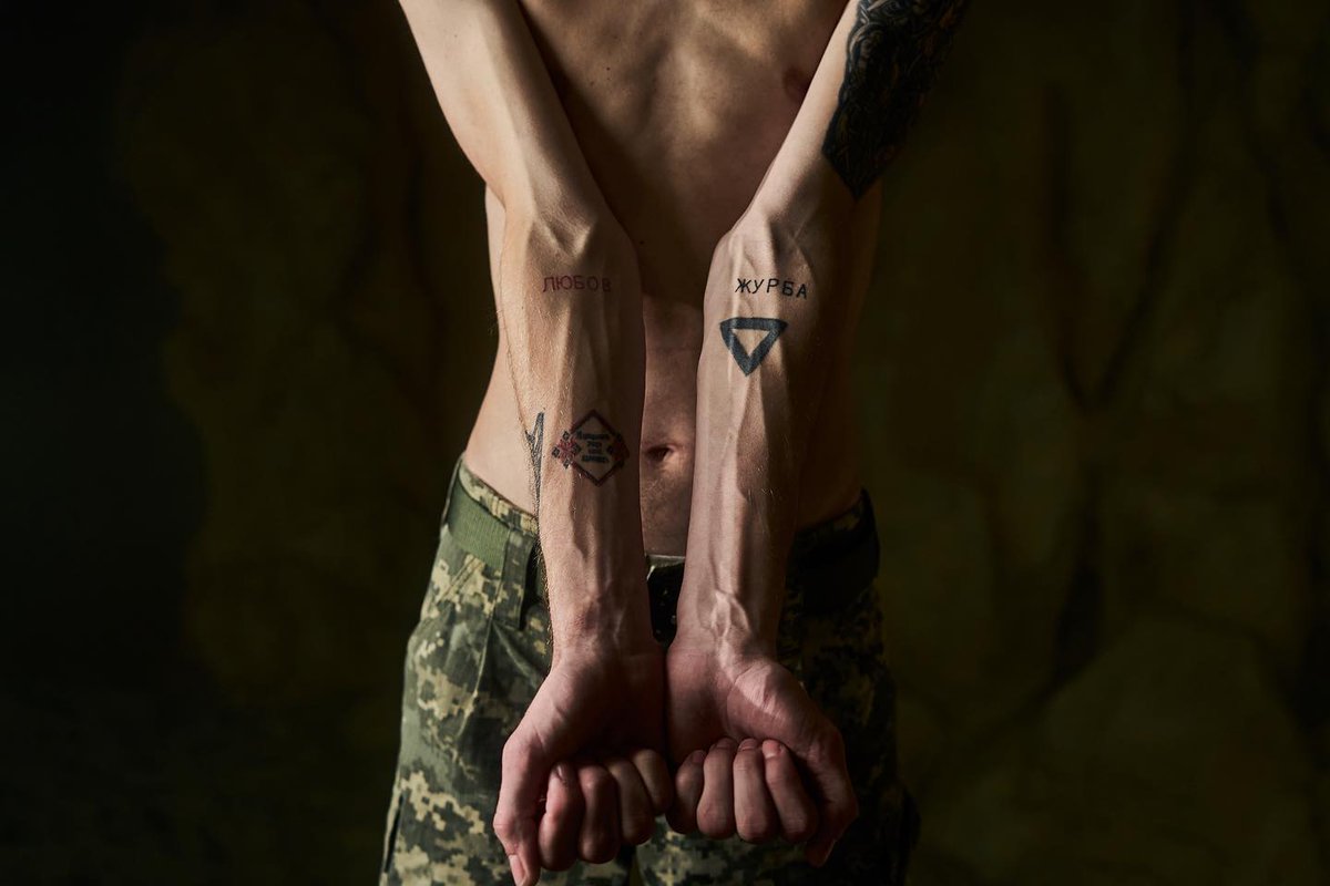 UkrainianAna's tweet image. Question...
Is there any talk in the Western media about the fact that about 80% of our people look like this after Russian captivity?
Because I do not see it.
Is this the new normal? Not worth an outrage? Not worth a mention?
Devastating.