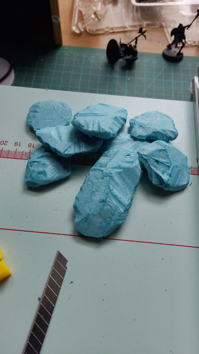 IpsaMors's tweet image. Preparando los detalles para las primeras reservas de Maegtal... La cosa va tomando forma...
Os recuerdo que podéis reservar vuestra copia enviándome un MP o a @apachelibros

#maegtal #rol #juegoderol