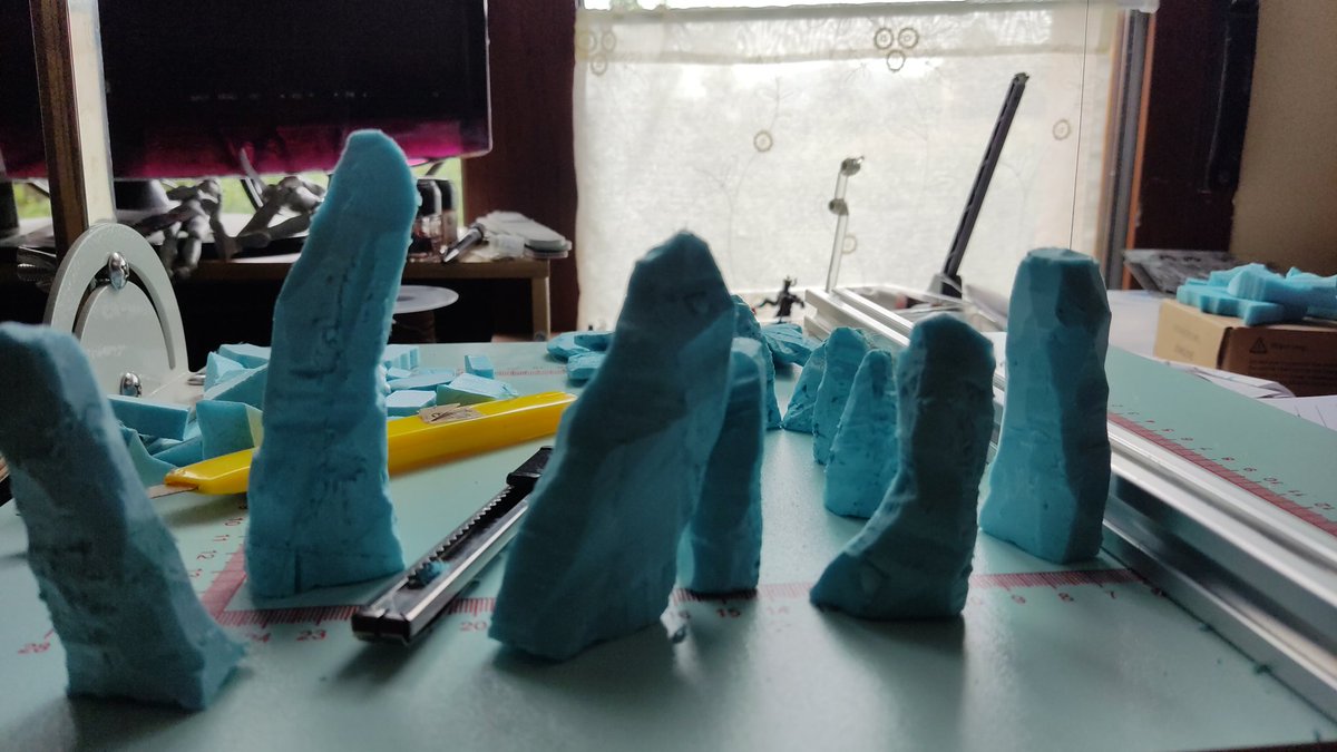 IpsaMors's tweet image. Preparando los detalles para las primeras reservas de Maegtal... La cosa va tomando forma...
Os recuerdo que podéis reservar vuestra copia enviándome un MP o a @apachelibros

#maegtal #rol #juegoderol