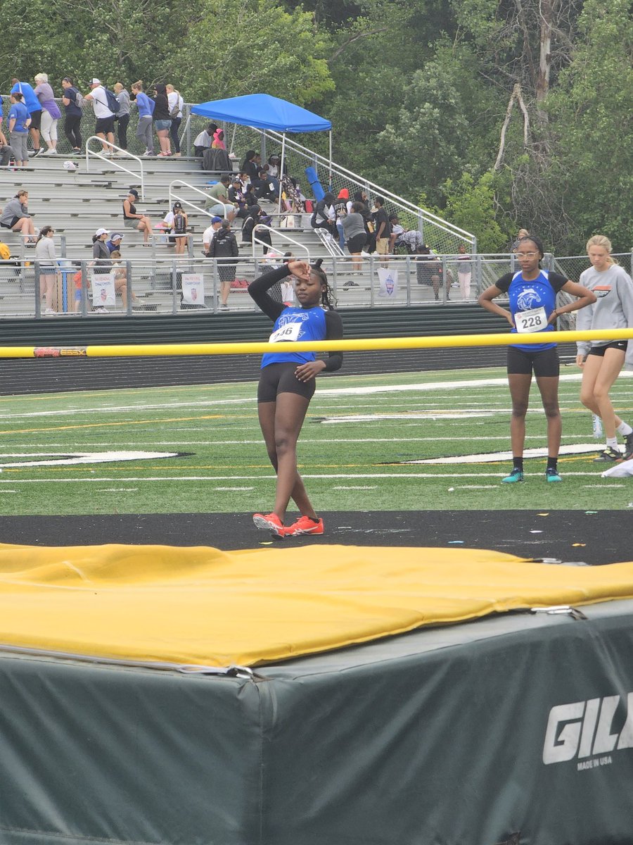 Drew Cuttill (@dcuttill) on Twitter photo High Jump action...<a href="/KayiwaMary/">Mary Kayiwa</a> and Ne'Vaya Als <a href="/BeeLinked/">ZBXC</a> <a href="/ZBGirlsBBALL/">Zion Benton Township High School Girls Basketball</a> <a href="/zbgirlsflag/">ZB Girls Flag Football</a> High Jump action...<a href="/KayiwaMary/">Mary Kayiwa</a> and Ne'Vaya Als <a href="/BeeLinked/">ZBXC</a> <a href="/ZBGirlsBBALL/">Zion Benton Township High School Girls Basketball</a> <a href="/zbgirlsflag/">ZB Girls Flag Football</a>