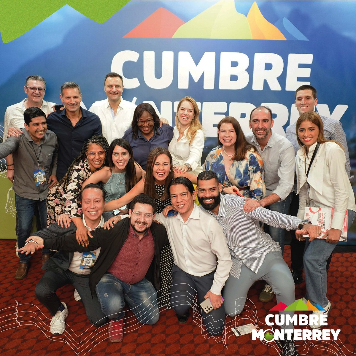 Un equipo todo terreno, profesionales y extraordinarias personas, seguimos VAMOS POR MÁS gracias por el compromiso con <a href="/CumbreCP/">CumbreCP</a>