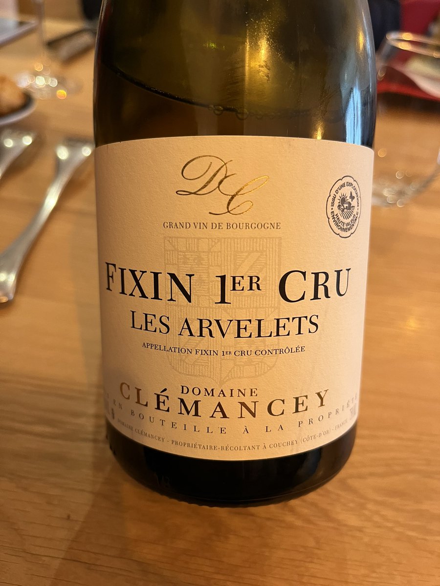 Fixin 1er Cru blanc Les Arvelets 2022 van Domaine Clémancey is verkrijgbaar <a href="/WijnkoperijVdH/">Van den Hoogen</a>. Slechts 2% in Fixin is wit: village én 1er Cru. #fixin #bourgogne