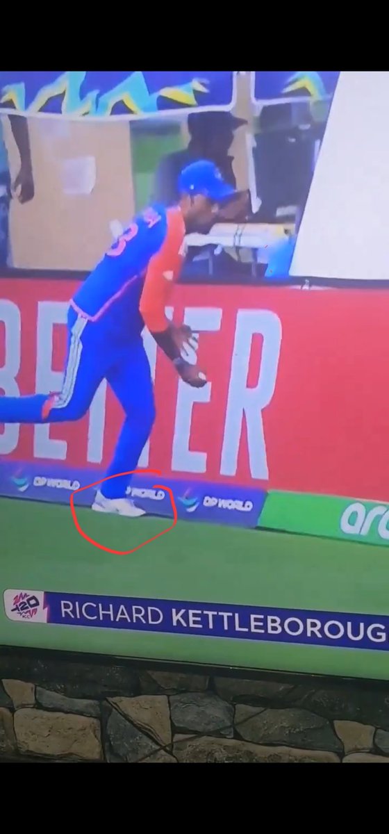 <a href="/abdullah_0mar/">Farrago Abdullah Parody</a> He touched the boundry