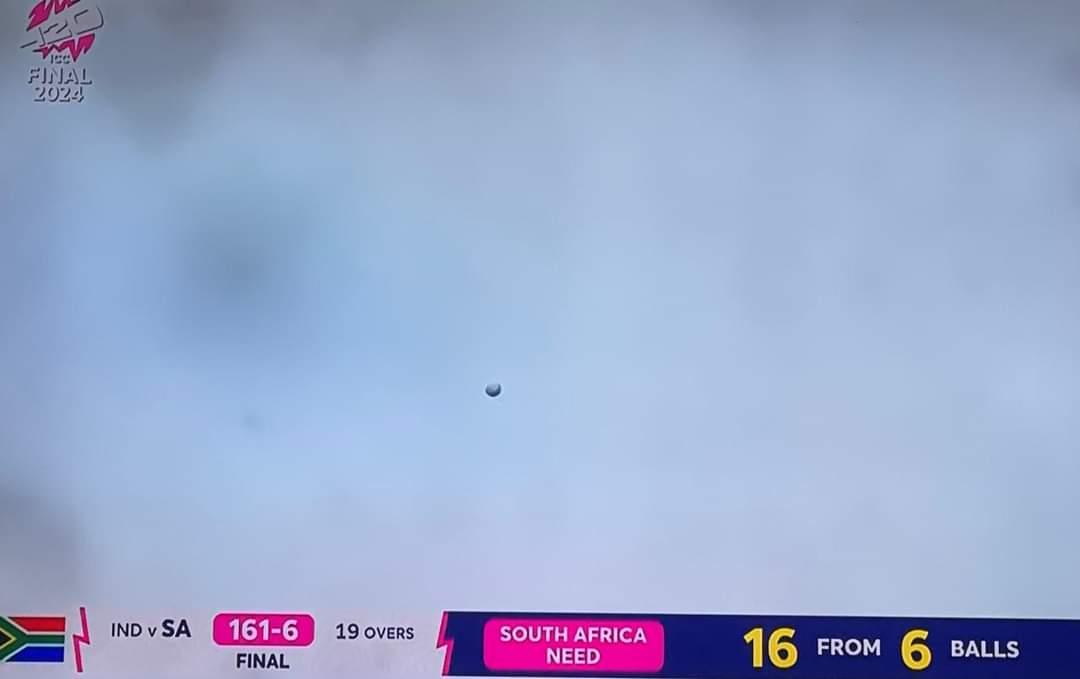 sameer_says__'s tweet photo. The best catch of tournament 
#T20WorldCupFinal 
#INDvSA‌‌ #Indian #T20WorldCup https://t.co/OWaHbTWQiM