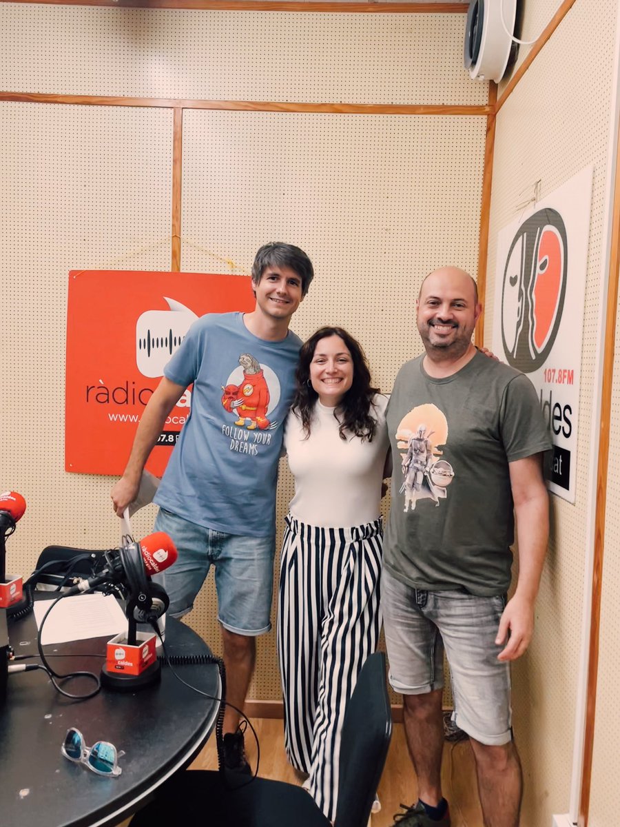 SenseDoblatge's tweet photo. Aquesta tarda hem participat a la jornada de 24h de ràdio Caldes,107.8FM, fent 2hores de @sensedoblatge i així tanquem la 6a temporada ja!Tornem al setembre! Bon estiu, bon descans i no us perdeu el Podcast x saber quines sèries i pelis mirar!  #serieslovers #cinemalovers https://t.co/fClO6zN9Fs