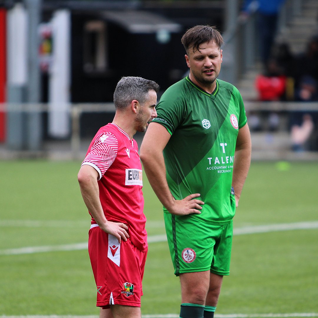 GresfordFC's tweet photo. 🤝 | A cracking afternoon at The Rock comes to a close!
Thank you to the @ChaddertonFC players, staff and fans for a great couple of games. A top class bunch! 👏
Enjoy your evening and have a safe trip home! 🍻
#GRECHA https://t.co/53XIRVXtz2
