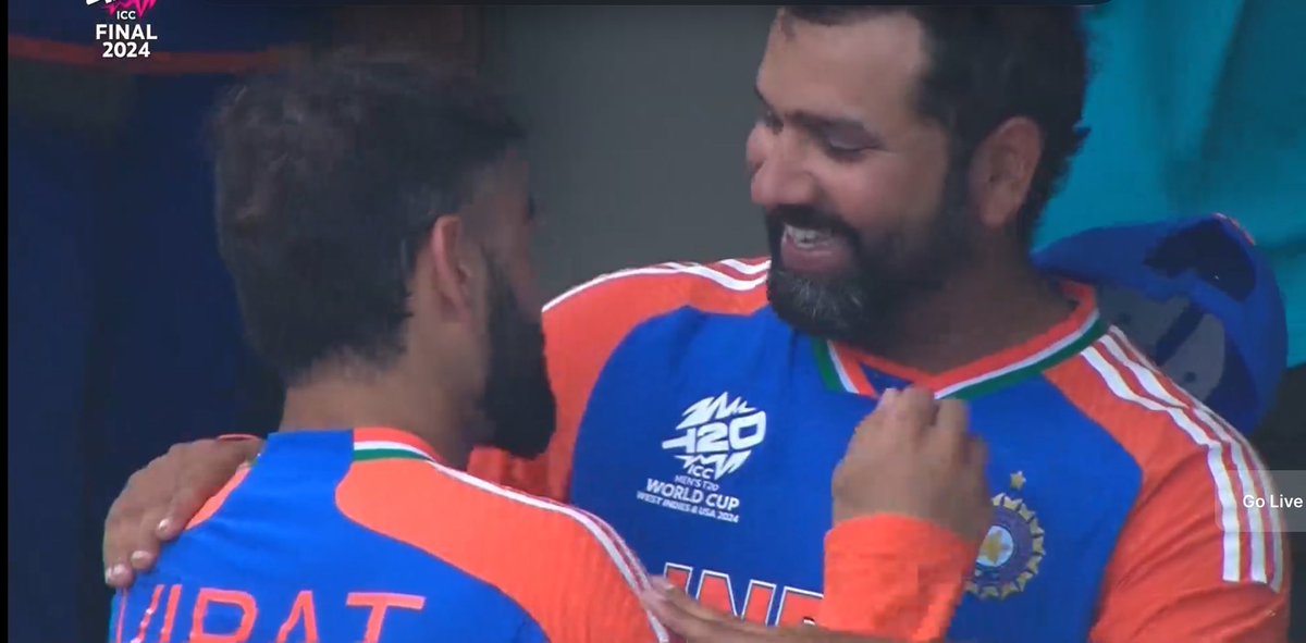 AnshumanCP's tweet photo. The moment that describes the last decade of Indian cricket 

@BCCI @ImRo45 @imVkohli @sachin_rt @ICC https://t.co/yPeE70mkqC