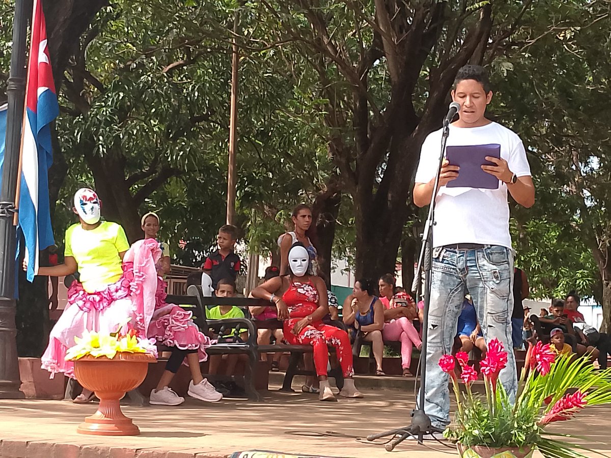 YiganisM's tweet photo. #MoaPrimeraPorElTrabajo y en 26, ya está en #ModoVerano, mucho entusiasmo, alegrías y motivaciones de nuestro para ir #pormas #MoaTrabajayEnaltece #PorUnaMejorJuventud #EstaEsLaRevolucion https://t.co/0Kh9PPm1UM