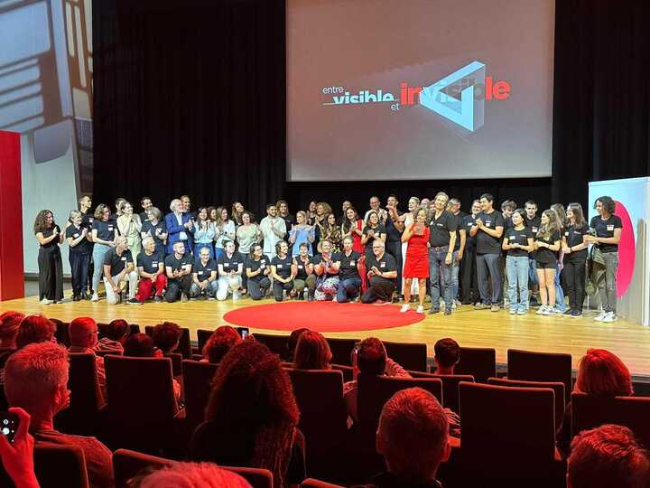 TEDxSaclay (@tedxsaclay) on Twitter photo Clap de fin pour ce <a href="/TEDxSaclay/">TEDxSaclay</a>, un grand merci à tous pour votre présence et votre support.
Encore un grand bravo à tous les intervenants.
Et on oublie pas les bénévoles qui font tout pour que cette journée soit des plus mémorables.
@tedxsaclay <a href="/chateauform/">Châteauform'</a> <a href="/villedemassy/">Ville de Massy</a> Clap de fin pour ce <a href="/TEDxSaclay/">TEDxSaclay</a>, un grand merci à tous pour votre présence et votre support.
Encore un grand bravo à tous les intervenants.
Et on oublie pas les bénévoles qui font tout pour que cette journée soit des plus mémorables.
@tedxsaclay <a href="/chateauform/">Châteauform'</a> <a href="/villedemassy/">Ville de Massy</a>