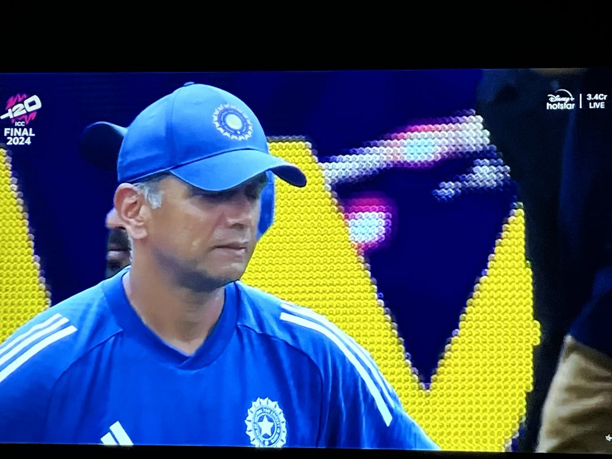 This man is a blessing as team coach .. nontheless The Great Wall  he has a big contribution as we lift the T20 World Cup today…
#RahulDravid