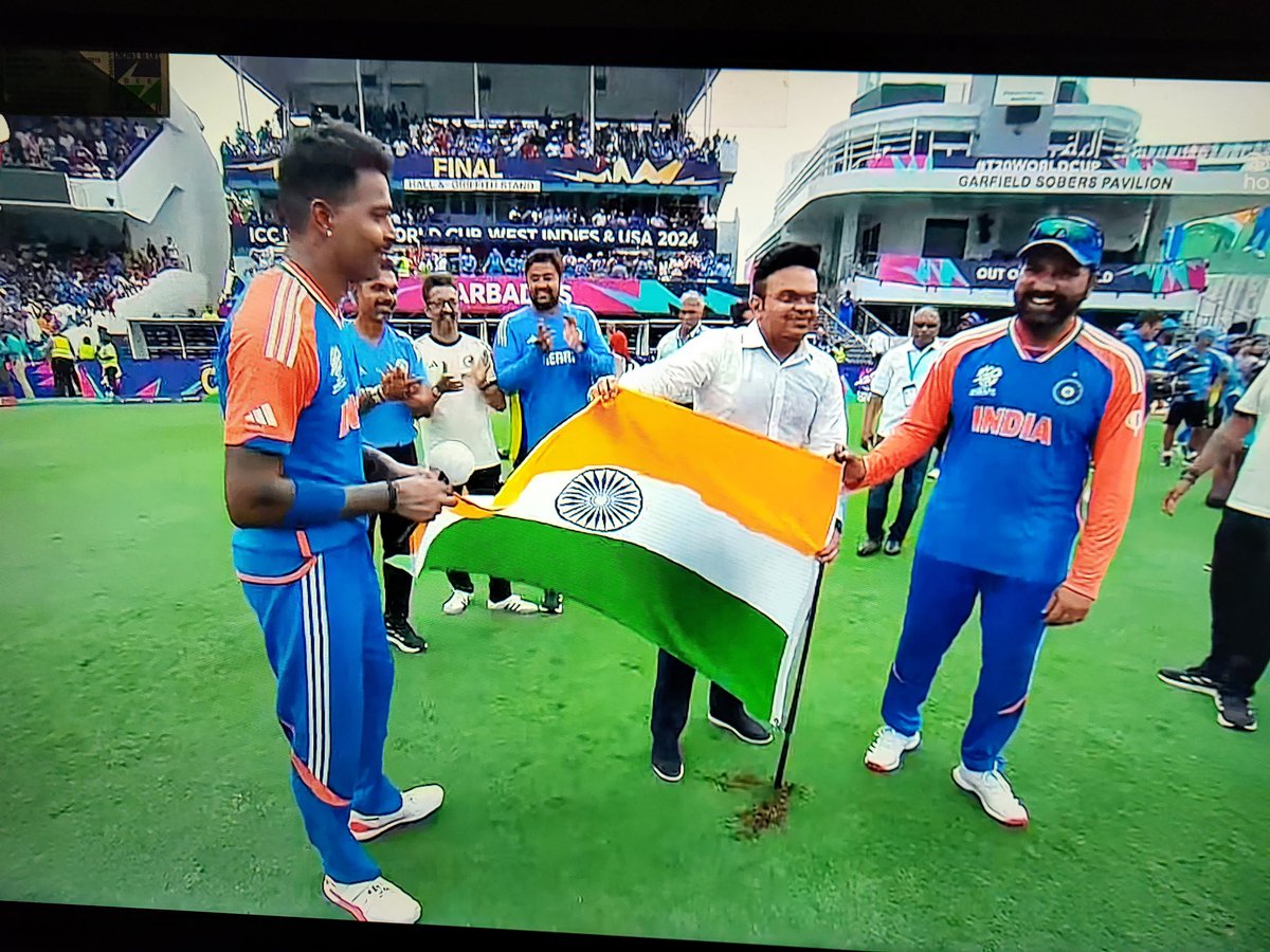 mnkdubey47's tweet photo. Vandemataram 
India wins T20 2024 WORLD CUP
#Amitshah 
#Jaishah 
#narendra_modi 
#DrMohanYadav https://t.co/PcRYJnHmkH