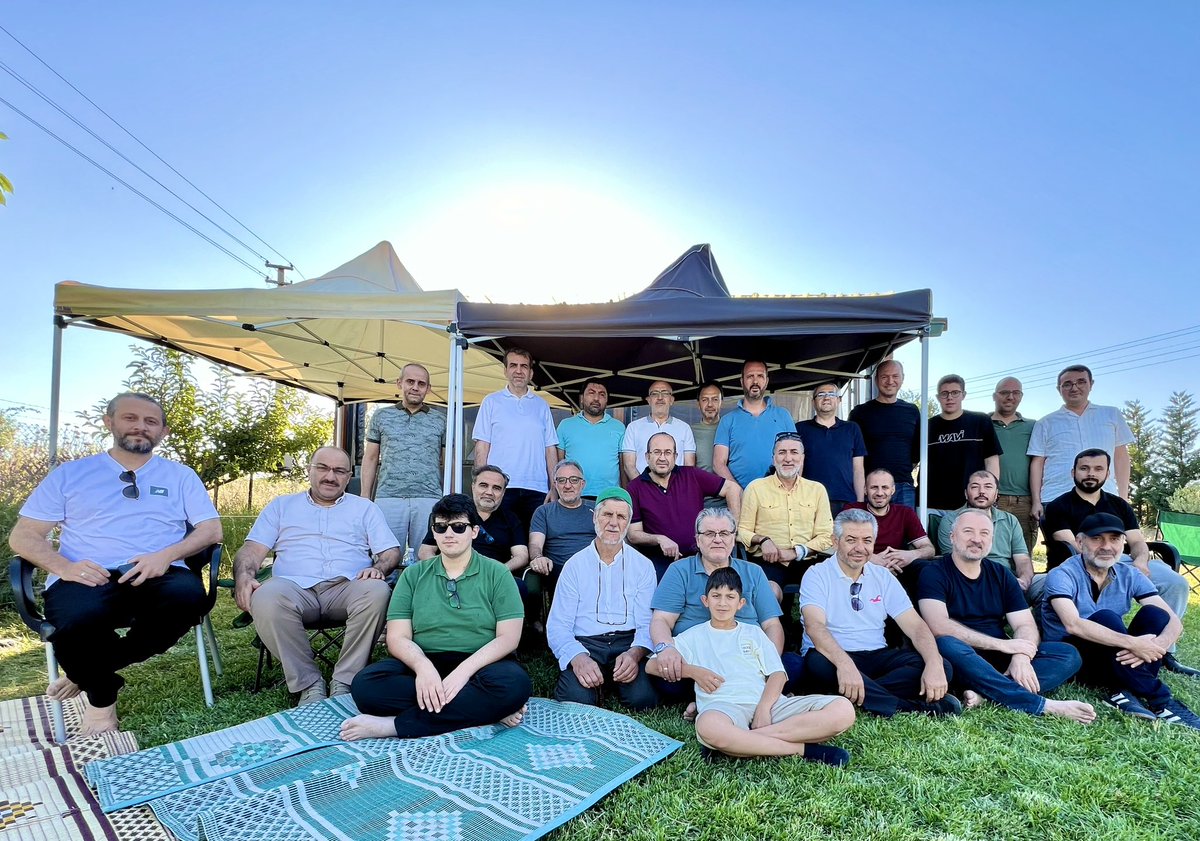 ÖNDER İmam Hatipliler Derneği’nde uzun yıllar hizmet ettiğimiz kadim dostlarla KIRKLARELİ Önder temsilcimiz Doç.Dr.Yasin ÇAKIREL hocamızın misafiri olduk. 

Gelenekselleşen Kırklareli buluşmamızın altıncısını (6) düzenlemiş olduk😊
<a href="/YasinCakirel/">Yasin Çakırel</a>