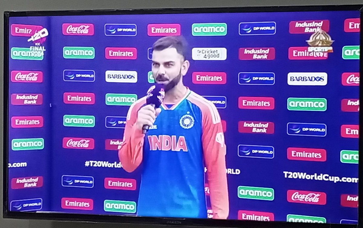 Shoaib_Jatt's tweet photo. WO CHAHTA TO AGLA WORLDCUP BHI KHEL JATA

WO SELFISH NI REAL KING 🤴 THA IZZAT SE CHALA GYA 👏 👏 https://t.co/nEn53Hxcuk