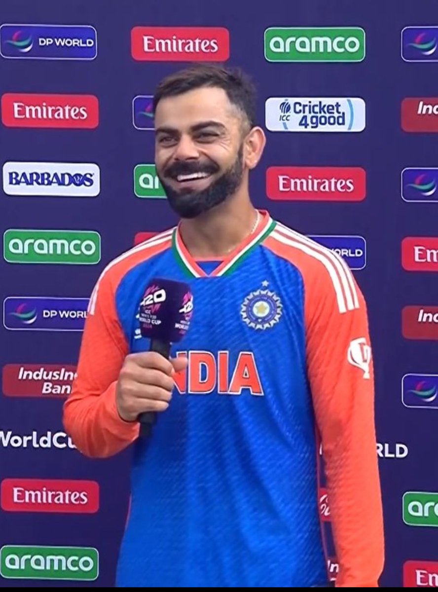 Abhinavpinch's tweet photo. यूं तेरा मुस्कुराना…
जिता के चले जाना ❣️
#ViratKohli https://t.co/sBUGmtmtmf