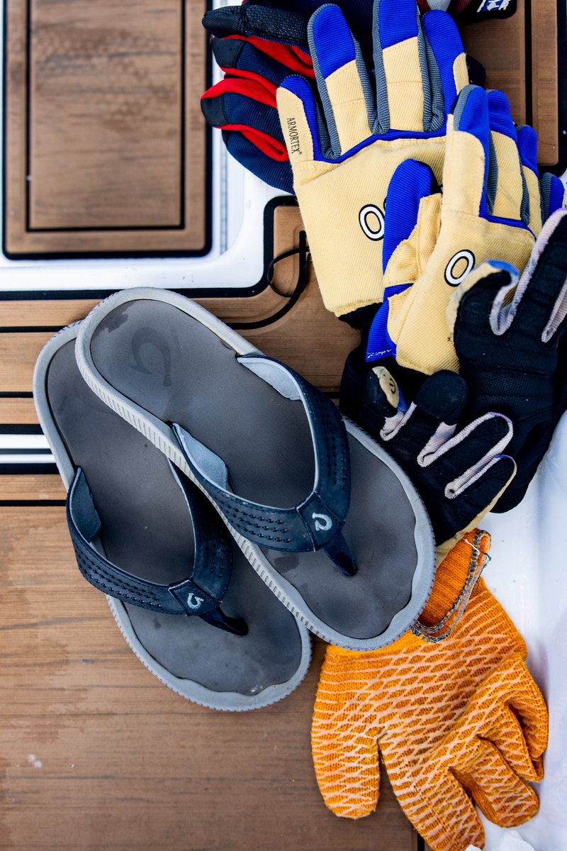 Toby Berthelot from Team Rising Son’s also shuffling around the cockpit in his favorite <a href="/OluKai/">OluKai</a> kicks! 👟 

#AlohaAnywhere #Olukai