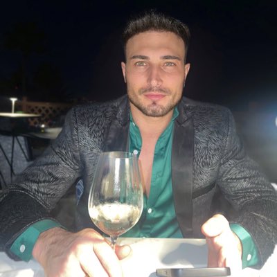 SergioPelagall2's tweet photo. #NuovaFotoProfilo https://t.co/KyBdHSdprB