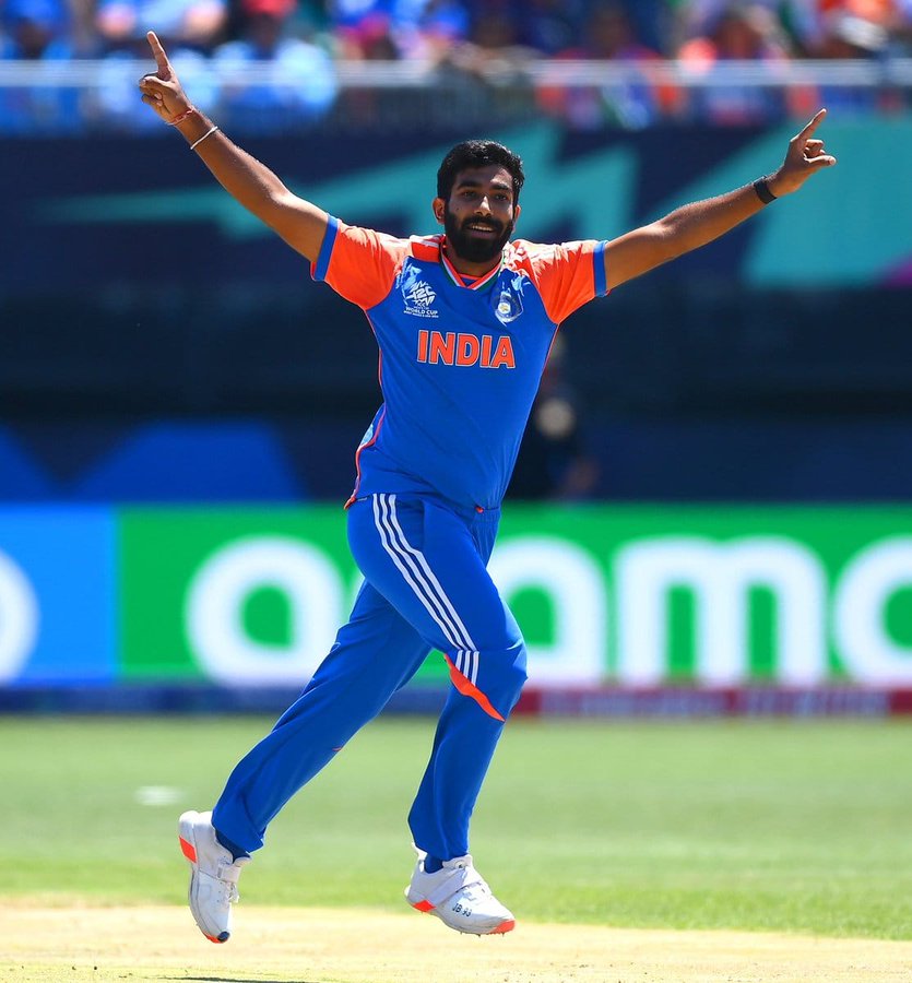 #JaspritBumrah awarded Man of the tournament 