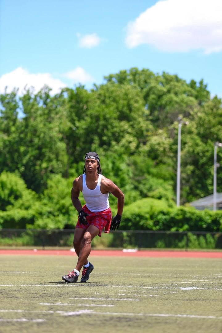 DymereDurham's tweet photo. This year I will prove that I’m one of the best 2-way players in the state of PA https://t.co/TaUG53djKN