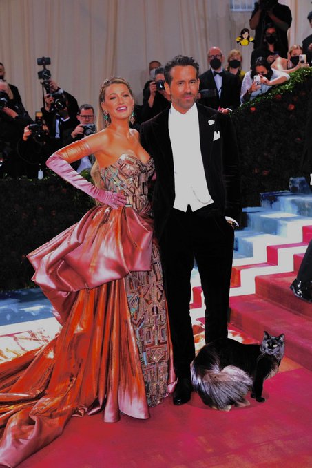 ⁦@VancityReynolds⁩ #ryanreynolds ⁦@blakelively⁩ #BlakeLively #AnnaKendrick ⁦@AnnaKendrick47⁩ #MetGala<a class="tags" target="_blank" title="On Twitter" href="/?out=eyJ0eXAiOiJKV1QiLCJhbGciOiJIUzUxMiJ9.eyJpYXQiOjE3MjU1NTUzNTcsImlzcyI6InR3cG9ybnN0YXJzLmNvbSIsIm5iZiI6MTcyNTU1NTM1NywiZXhwIjoxNzU3MDkxMzU3LCJyZWRpcmVjdF91cmwiOiJodHRwczovL3R3aXR0ZXIuY29tL1ZhbmNpdHlSZXlub2xkcyJ9.R2oiHOMtPSDAkXUIfNLA8ifNvqL8ywHIqTJ6bDi4WajVIqGFK1uJzmUuk9cdEJ3xECiI-nrOShC6CePA_-V6Zw">@VancityReynolds</a><a href="/tag/ryanreynolds"class="tags">#ryanreynolds</a><a class="tags" target="_blank" title="On Twitter" href="/?out=eyJ0eXAiOiJKV1QiLCJhbGciOiJIUzUxMiJ9.eyJpYXQiOjE3MjU1NTUzNTcsImlzcyI6InR3cG9ybnN0YXJzLmNvbSIsIm5iZiI6MTcyNTU1NTM1NywiZXhwIjoxNzU3MDkxMzU3LCJyZWRpcmVjdF91cmwiOiJodHRwczovL3R3aXR0ZXIuY29tL2JsYWtlbGl2ZWx5In0.34i63cdi4frl8BFEAucx4ZYYZztw2BM8GFAFBFaIBlsF7eYzgWEhEthYyYMSHchhZ1DsTLiUDUddBqKlr9BWrg">@blakelively</a><a href="/tag/chanel"class="tags"><span>#chanel</span></a><a href="/tag/metgala"class="tags"><span>#metgala</span></a><a href="/tag/annakendrick"class="tags"><span>#annakendrick</span></a><a href="/tag/enxanting"class="tags"><span>#enxanting</span></a><a href="/tag/bl"class="tags"><span>#bl</span></a>