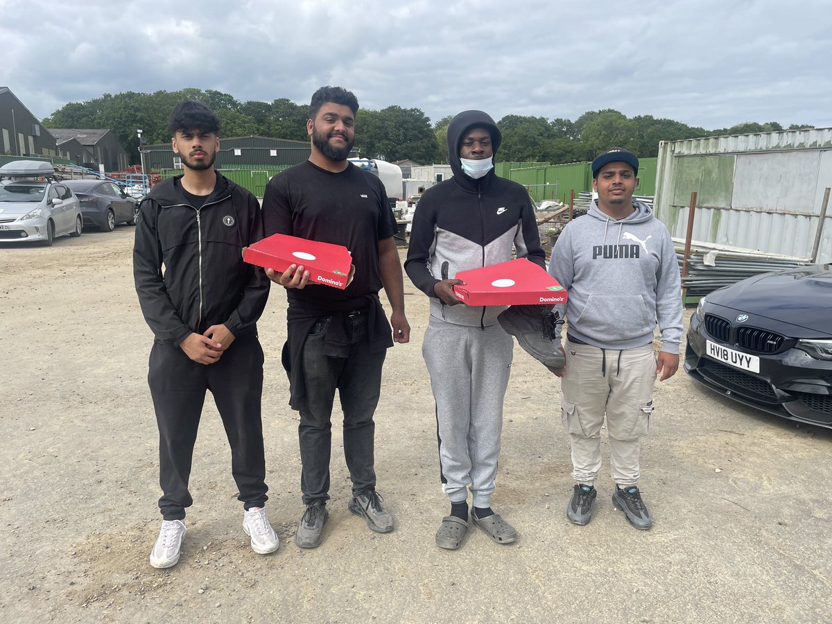 AMYA_BuS's tweet photo. A good session of Waqar-e-Amal at Jalsa Salana site followed by a well deserved treat https://t.co/B1YF7438Ka