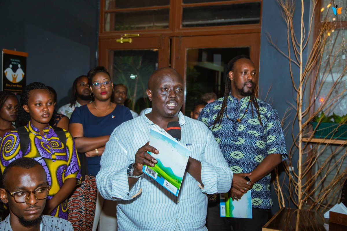 📖 Parution ce 27/06/2024 du premier livre pour enfants publié par la collection "Abana" des éditions <a href="/TheGusoma/">The Gusoma</a>: titré "Harabaye", ce joli ouvrage mêlant l'utile à l'agréable est le fruit de l'engagement d'Aïta Chancella Kanyange dans la littérature d'enfance

🎨 L'ouvrage