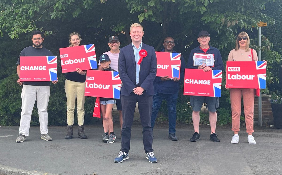 Jacob Collier MP (@jacobcolliermp) on Twitter photo 5 days to go โฑ๏ธ
If you want change you have to vote for it on 4 July. And you have to vote <a href="/UKLabour/">The Labour Party</a> ๐น 5 days to go โฑ๏ธ
If you want change you have to vote for it on 4 July. And you have to vote <a href="/UKLabour/">The Labour Party</a> ๐น