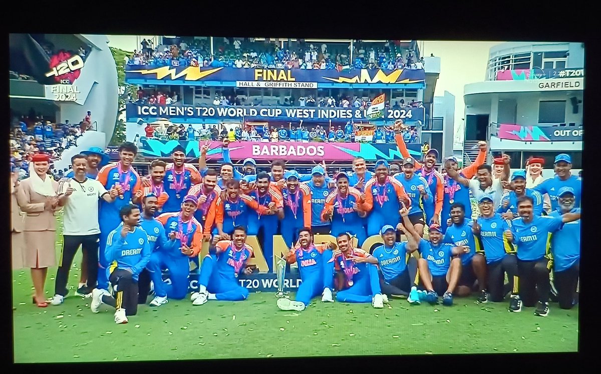 imaranjan2556's tweet photo. #T20WorldCup2024 #india #Champion https://t.co/2fMpfkn3Ye