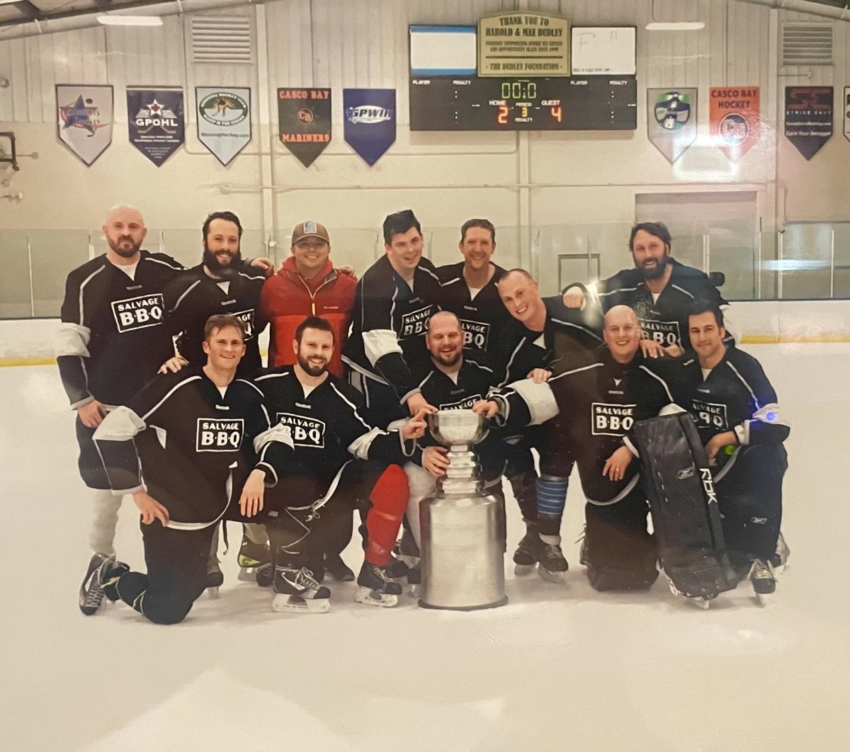 One of favorite photos in the joint…
#bbq
#hockey
#portlandme