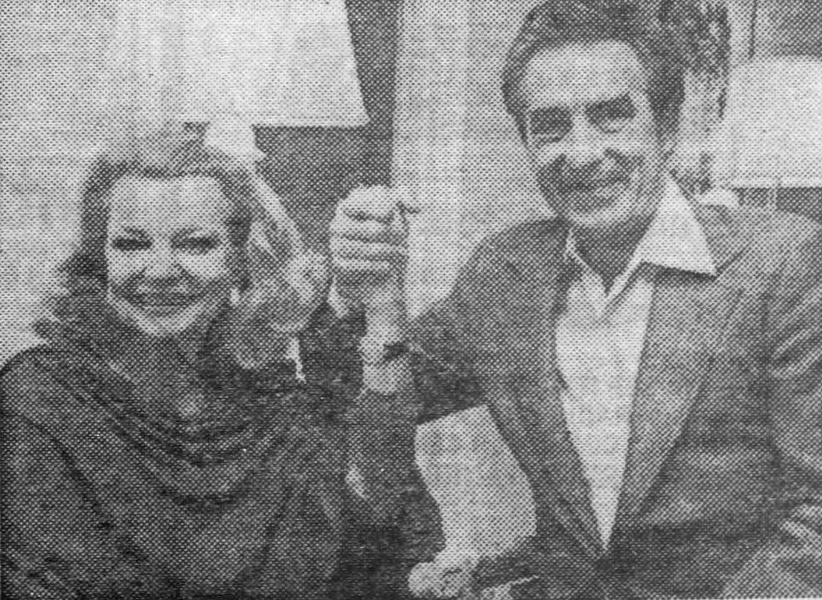 gaynarowlands's tweet photo. gena rowlands and her husband <33 https://t.co/QWlhQNLV6L