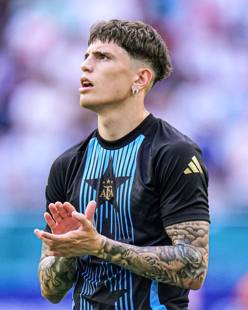 Todo el futbolero de bien, ansía un gol del bichito hoy, no lo neguemos