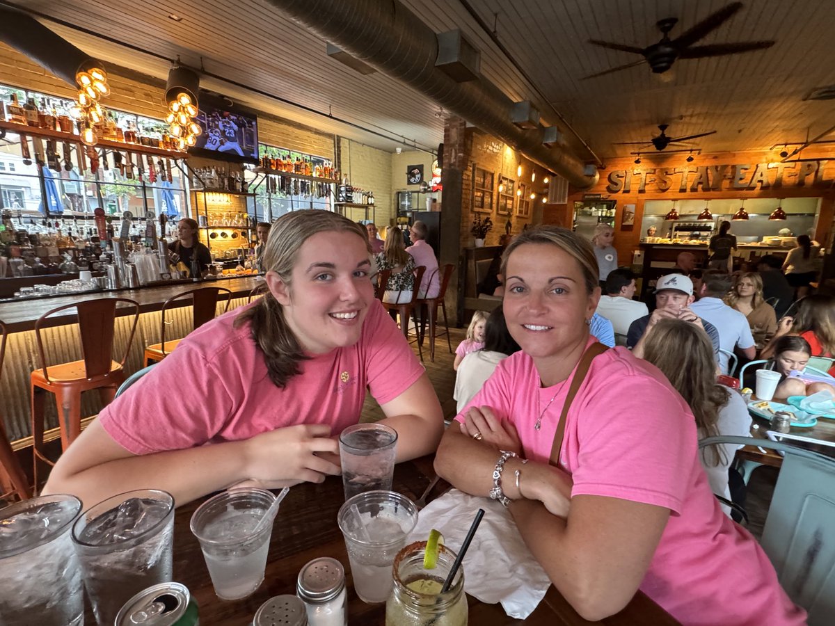 Enjoying Brown Dog Eatery in Carrollton Ga! ⁦<a href="/julianafrazee25/">juliana</a>⁩ ⁦<a href="/Frazee7Beth/">Beth Frazee</a>⁩