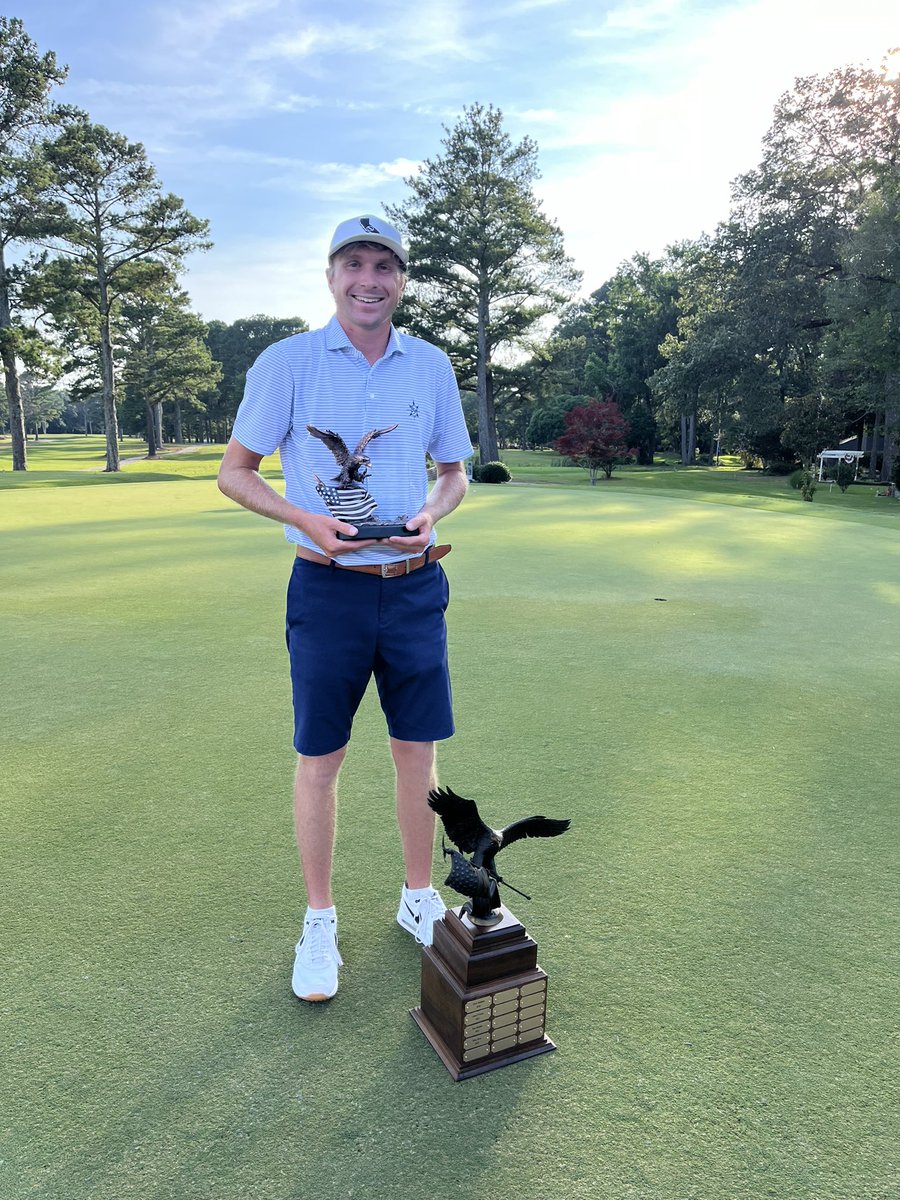 SPJagsGolf's tweet photo. Congratulations to Jag alum Carter Goodwin on his WIN at the Spirit of America! #goSPJags https://t.co/ll9Koz1raW