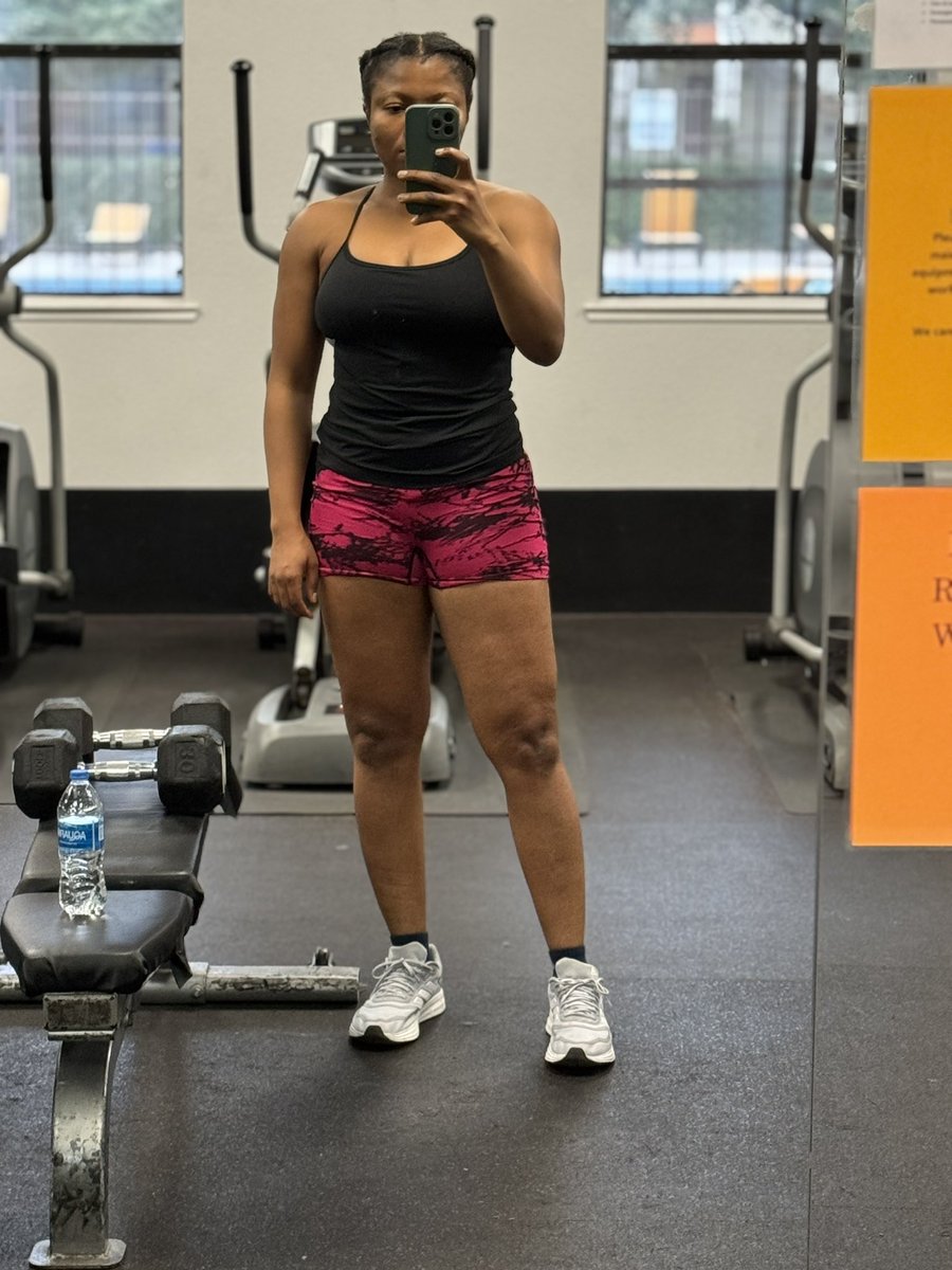 tez_roberts's tweet photo. Asa Imo State……single and 💯ready 

IG - @chidinmma_6 https://t.co/vKftVkSlpa