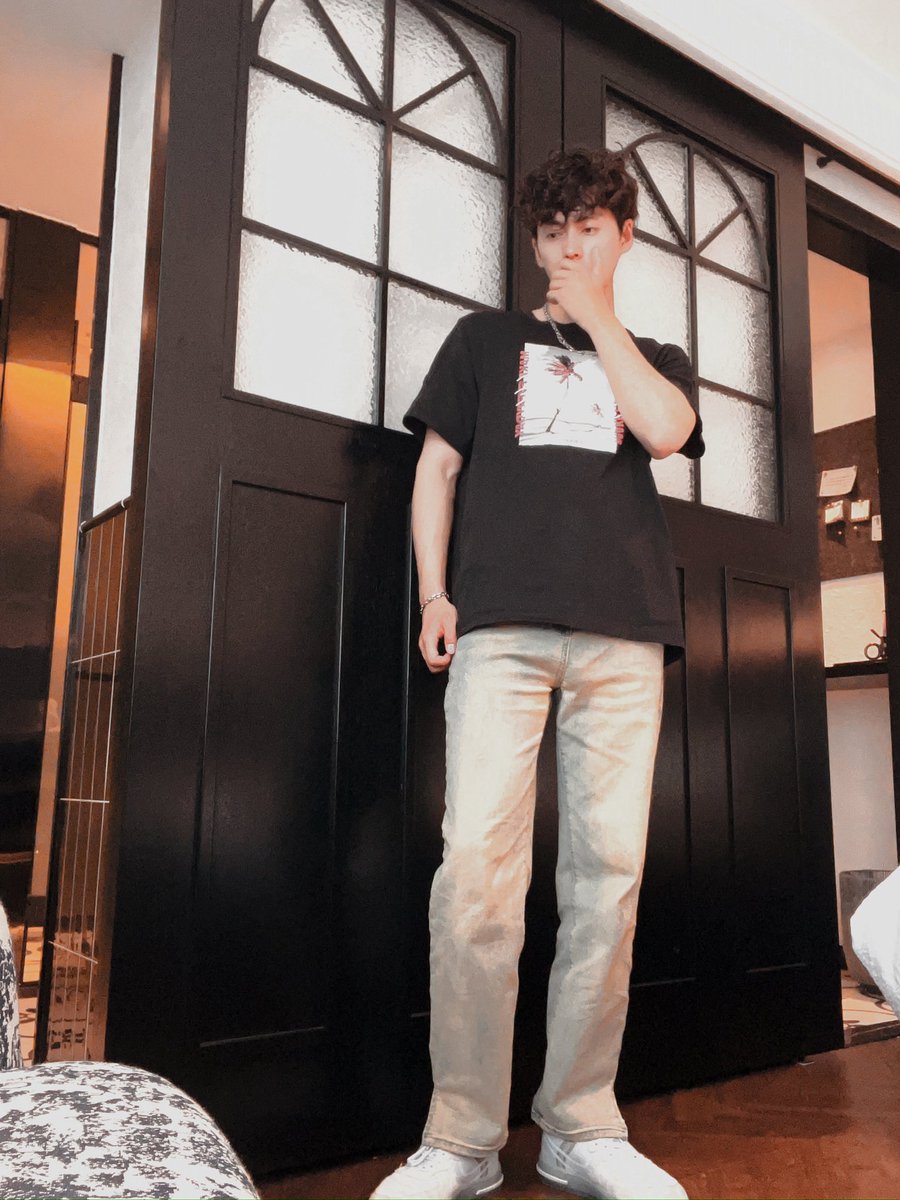 mazhexun's tweet photo. 今天你哪都不许去 https://t.co/C0lPvCROsK