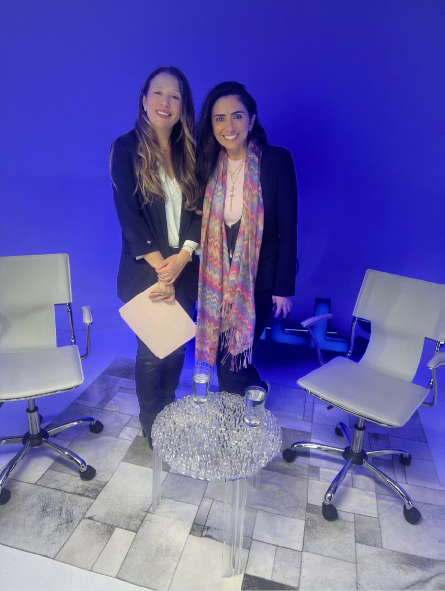 AdalidColombia's tweet photo. 🎉🌟 #FelizCumpleaños, @YESENIAVALENCIA  🌟🎉

🥳Queremos aprovechar esta ocasión especial para felicitar a Yesenia por su cumpleaños y agradecerle por ser nuestra invitada en el #TopSkillsClub https://t.co/HbJdHAaX5F