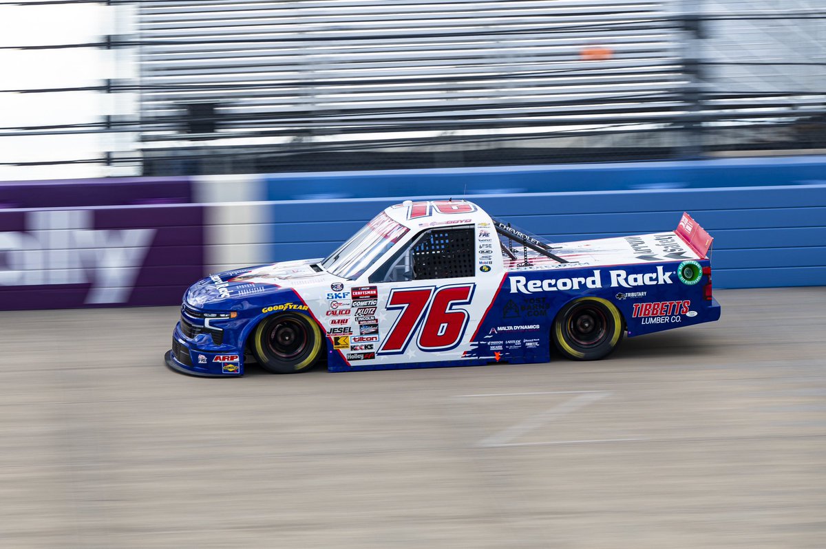 FreedomRacing76's tweet photo. Finished strong at P22 in Nashville! Huge thanks to our amazing sponsors for their support. See you next year, Music City! 🎸🇺🇸 #recordrack https://t.co/l5pCnAa2Ft