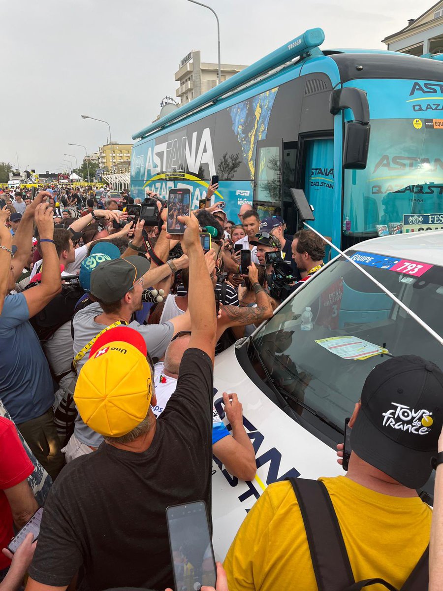 Sam Barratt tweet media