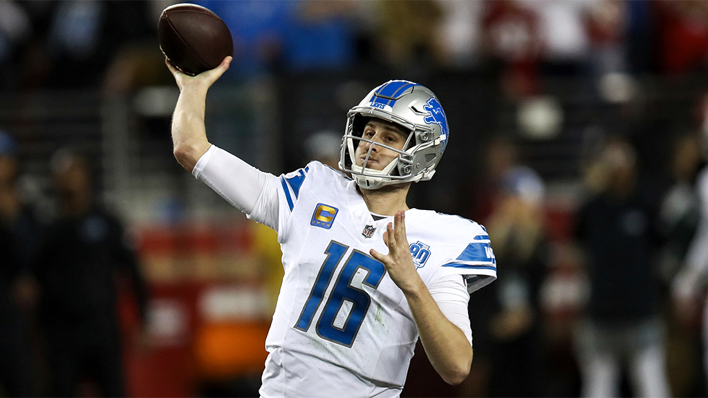 AroundTheNFL's tweet image. 2024 NFL MVP dark horses: Jared Goff, Tyreek Hill, Christian McCaffrey among potential candidates (via @judybattista)

nfl.com/news/2024-nfl-…