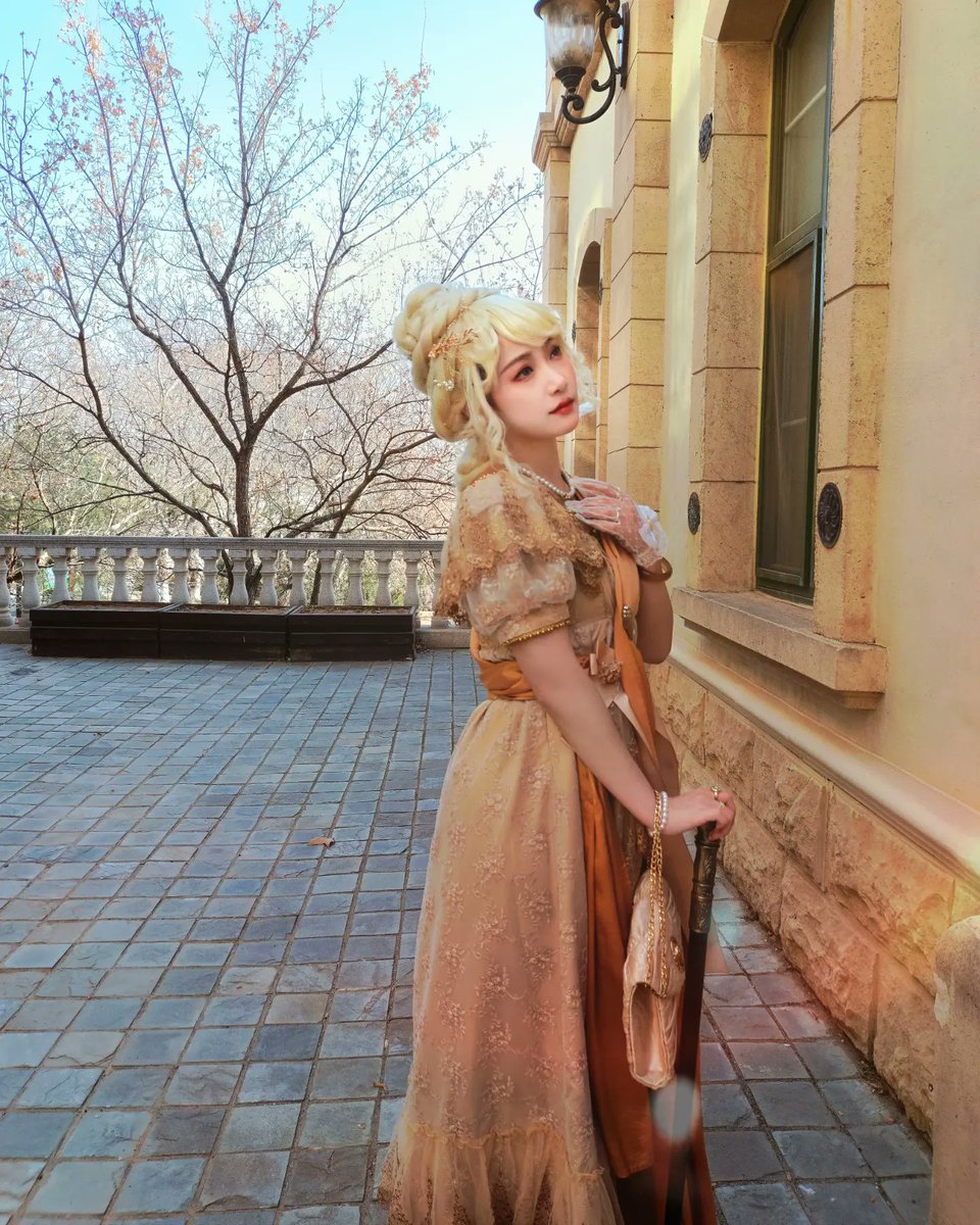 福利姬🦊婳分享的黄推图片3 - 网红私拍内容