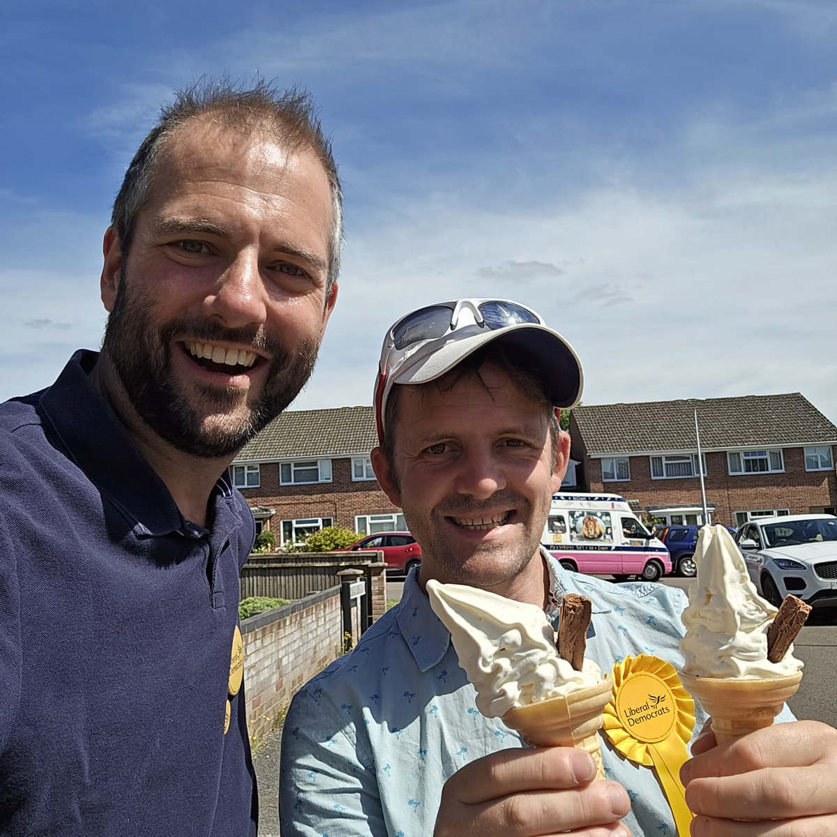 LeeRJdillon's tweet photo. Some of the team today in Thatcham were lucky enough to have the ice cream man call round at just the right time. #GE2024 #Lee4MP https://t.co/Nut1sDTZEt