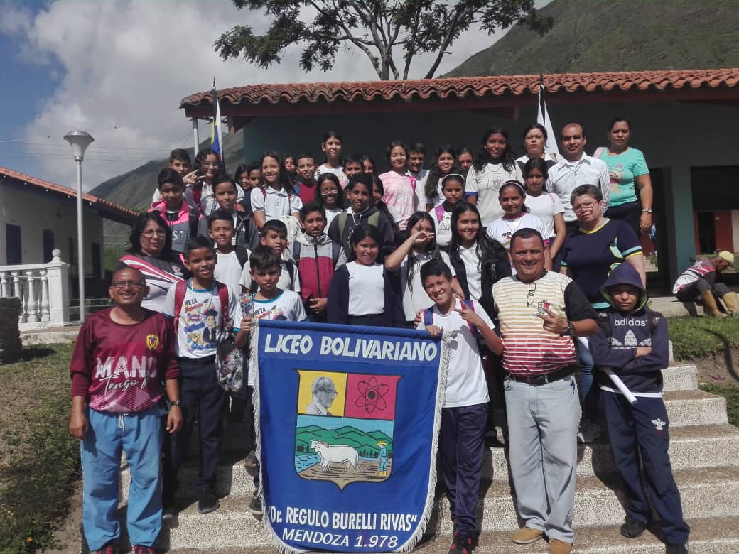 Visita de vinculación de los estudiantes de la Escuela Padre Rosario al Complejo Educativo Dr. Regulo Burelli Rivas. 
 Propiciar el acercamiento previo de los estudiantes de la Escuela Padre Rosario para el nuevo ingreso, a través de la oferta de las modalidades de Estudio