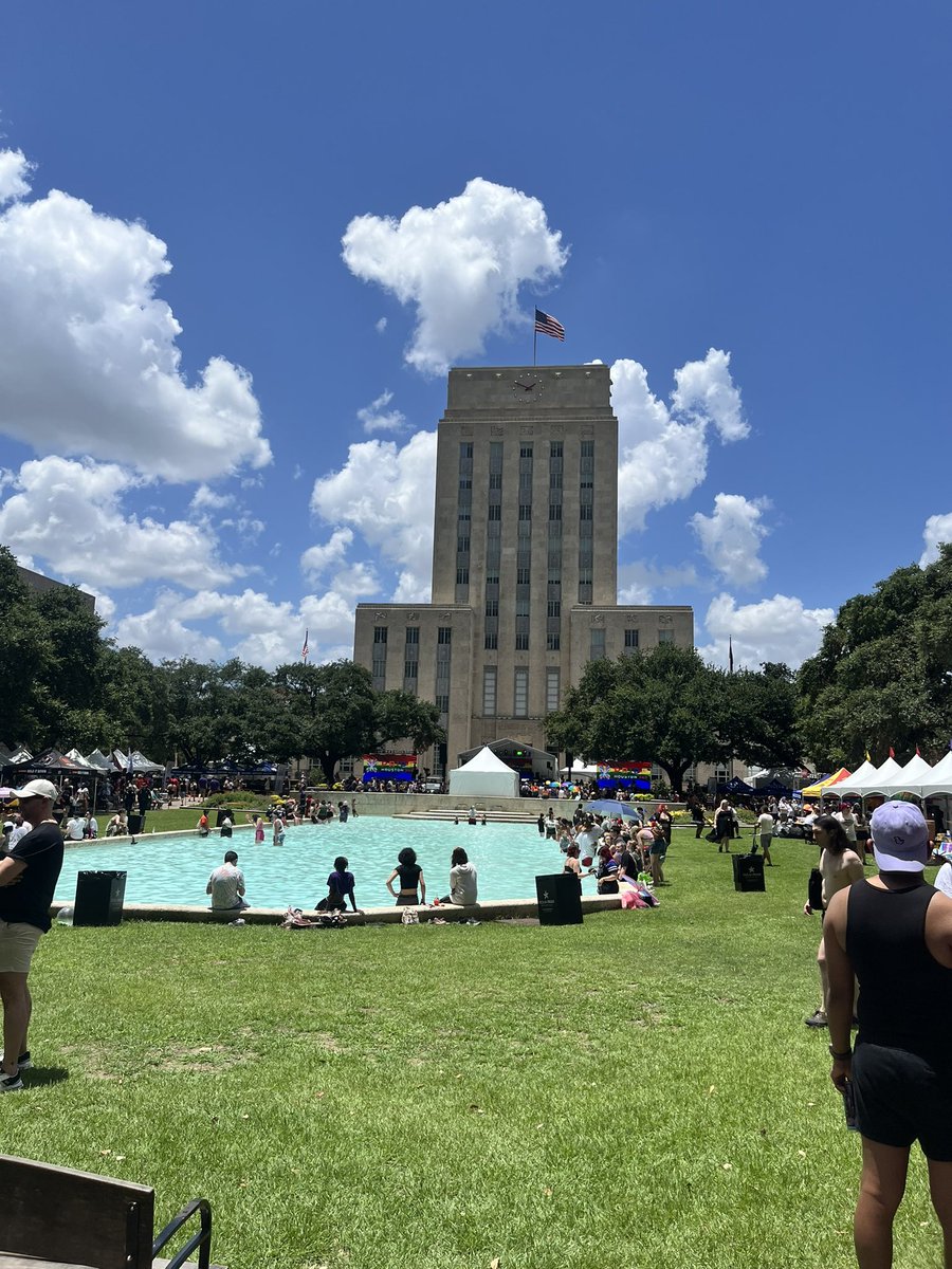 🌈✨HAPPY PRIDE EVERYONE 🌈✨