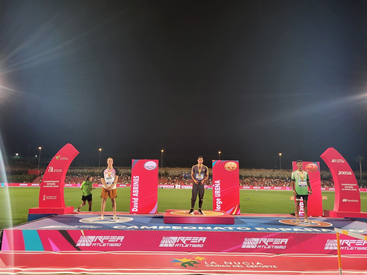 atletismoRFEA's tweet photo. PODIO - Decatlón🚹 #CEAtletismo 

🥇 @jorge_onil3 8102 ptos. (Líder 🇪🇸 del año)
🥈 David Abrines 7580
🥉 Tayb Daviod Loum 7373 MP

👏���👏 

📺 @teledeporte 
📺 MULTIVIEW (concursos) https://t.co/1lDIQriVeV 
📊 https://t.co/B9MzfNv4ww https://t.co/xgnpxOLywA