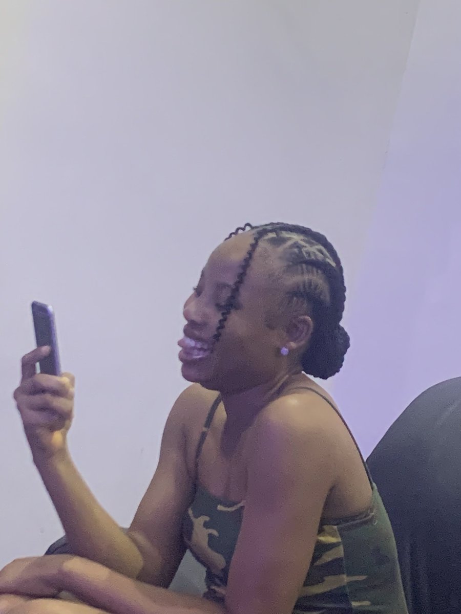 May_marris's tweet photo. Me when my fav person sends voice message: https://t.co/EnAyOhvfdu