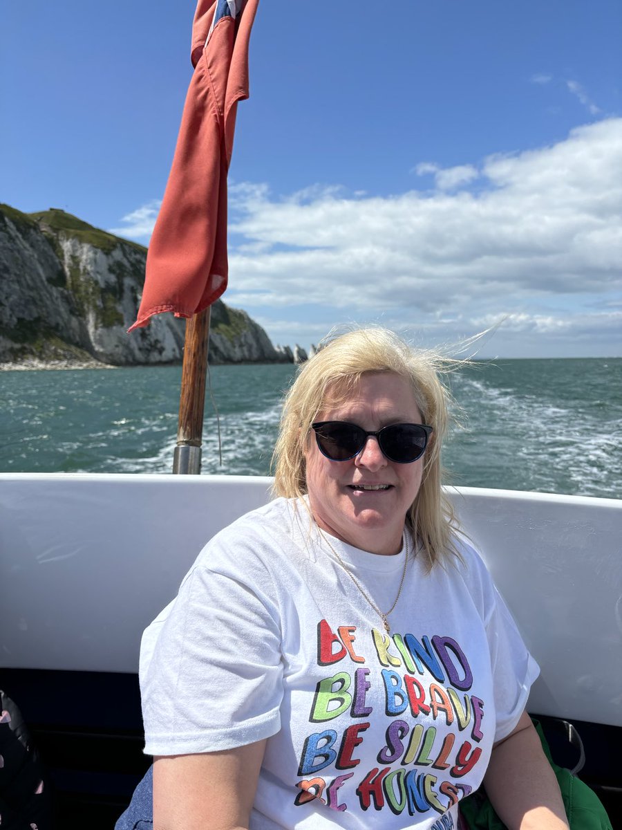 ⁦<a href="/shitscaredmum/">shitscaredmum</a>⁩ took Laura to the Isle of Wight, The Needles &amp; The Garlic Farm!