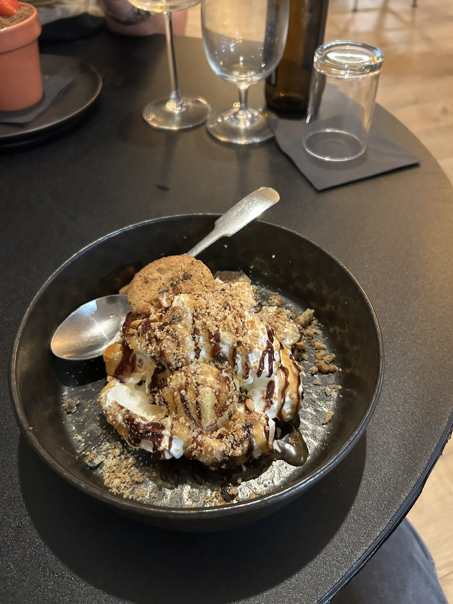 Stu thats all you get🇺🇸🏴󠁧󠁢󠁥󠁮󠁧󠁿 tweet media