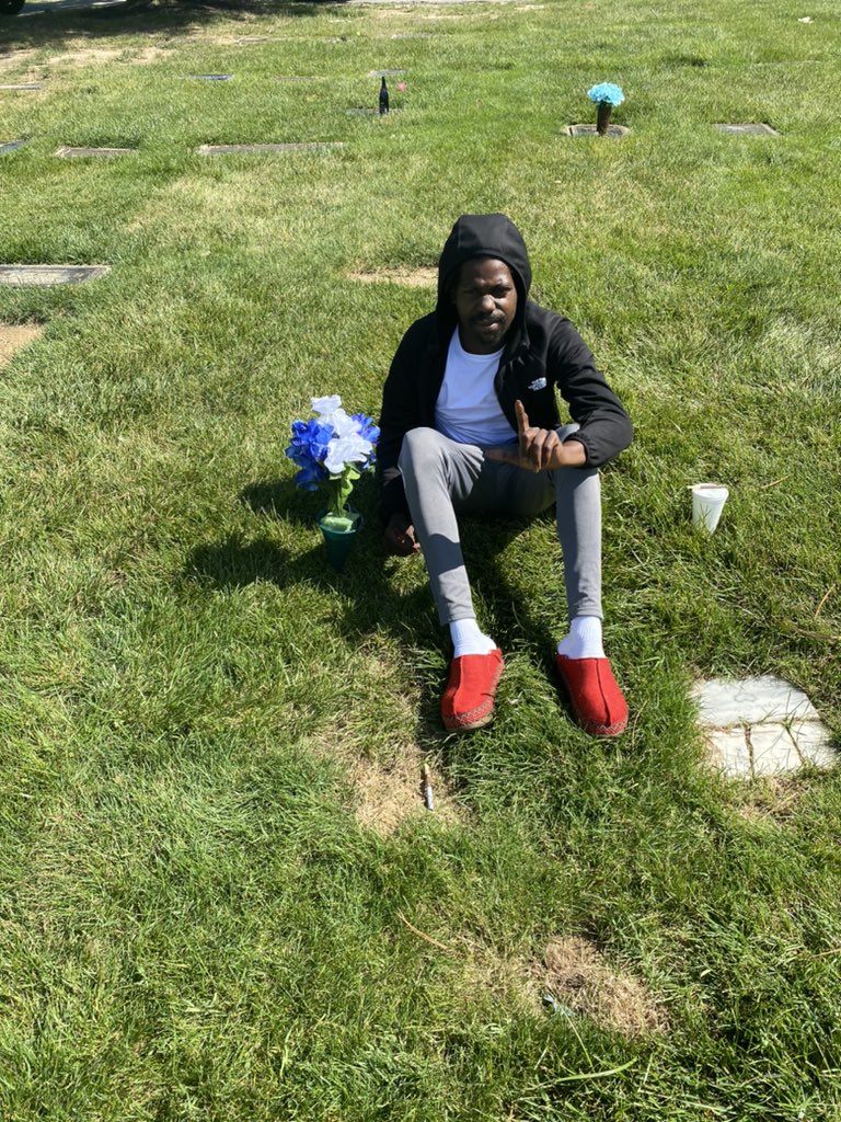 Vherl_9th's tweet image. #LONGLIVELLO👼🏿 #FRRETHEfamily 🔓