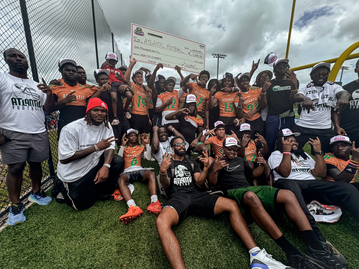 ESPNTop63's tweet photo. YOUR 2024 7v7 CHAMPS 🏆

@AHS_BALL | @ATLEaglesAth_s | @KeiserFootball | @JamienSherwood https://t.co/YkjYar1kju
