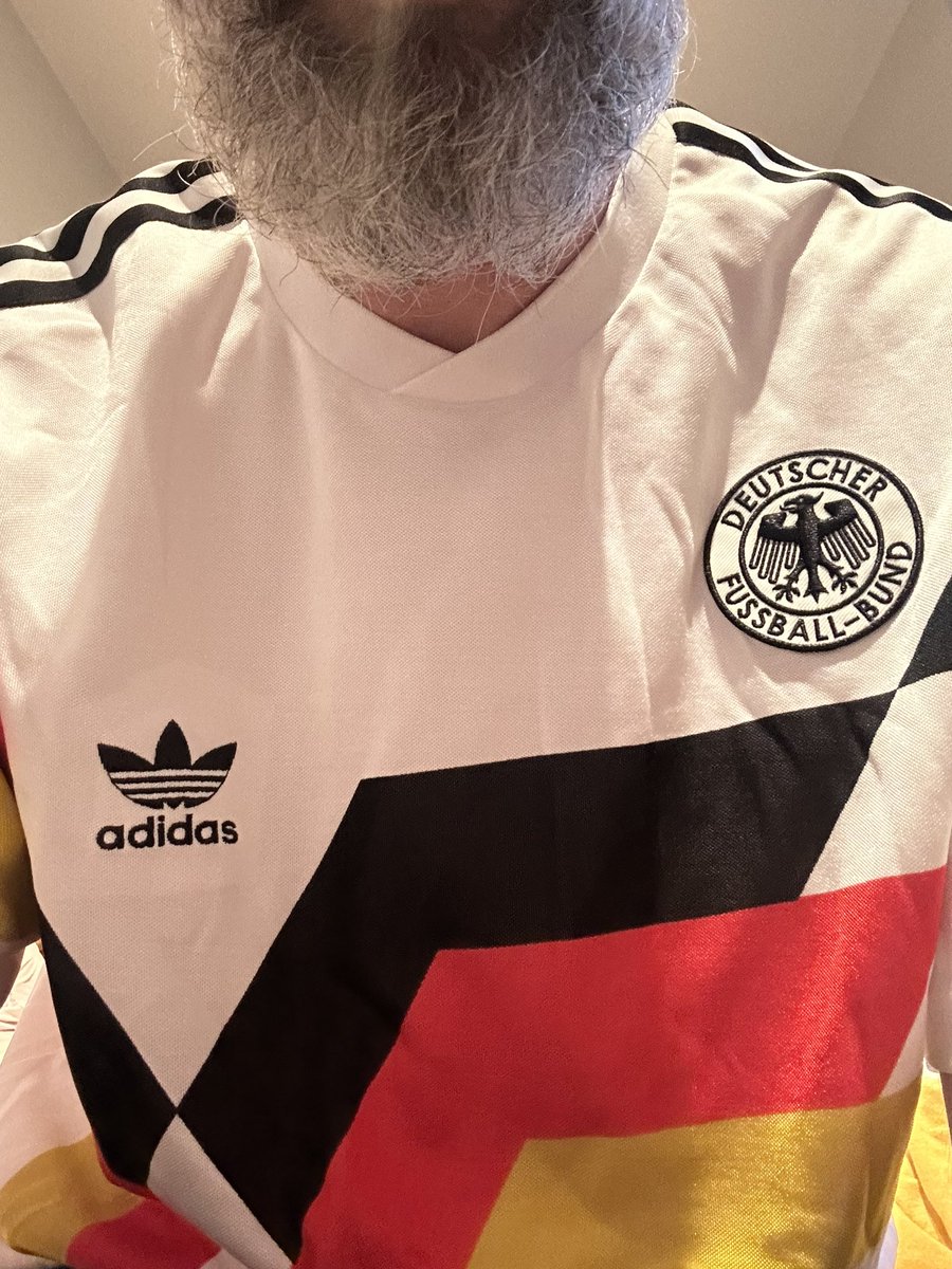 Ferrero Rossi tweet media